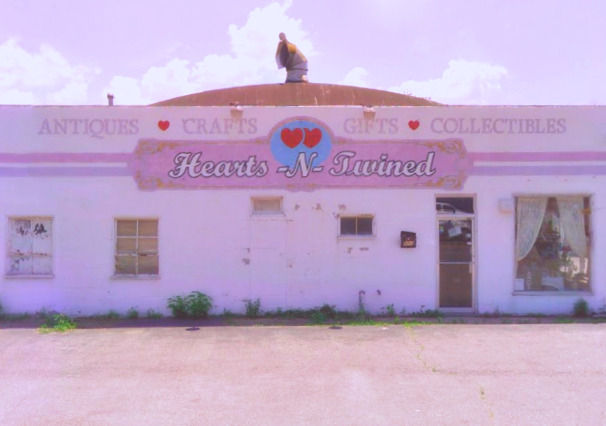 heavens-wasteland:
“💕Hearts -N- Twined💕
”