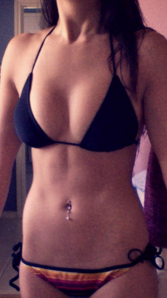 bikinibod-y:  Teeny weeny black bikini ☼ adult photos