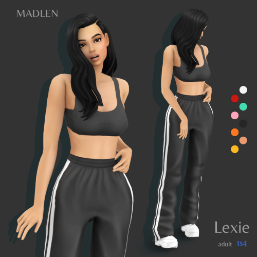  Lexie OutfitComfy oversized pants combined with extra light sports bra! Giving up some adidas vibes