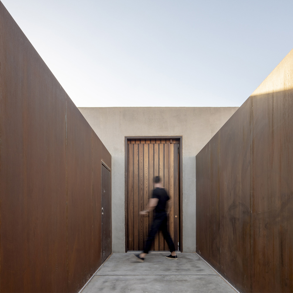 kazu721010:  Al Faya Lodge &amp; Spa / ANARCHITECTPhotos © Fernando Guerra