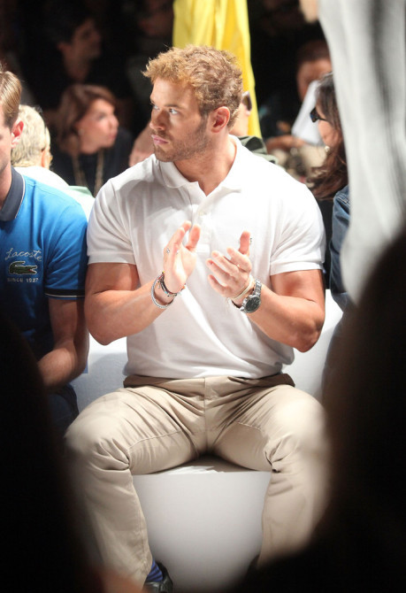 Kellan Lutz Leaves Absolutely Nothing To porn pictures