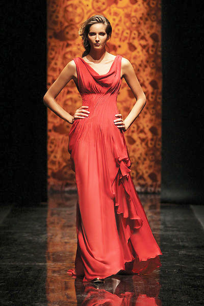 couture-day:  Fall/Winter 2010-11 Randa Salamoun