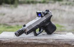 weaponslover:  Custom Lone Wolf Glock 27