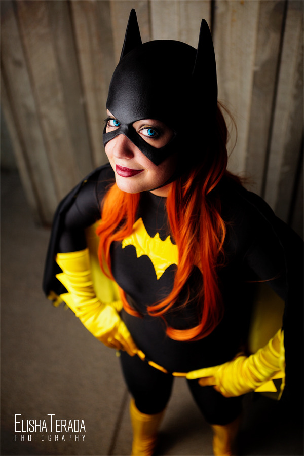 comicbookcosplay:   SydkneeBean [facebook.com/SydneyHoodCosplay] as Batgirl  Photography