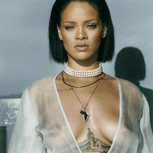 XXX celebboobies2:  Rihanna photo