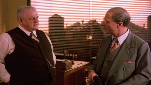 Death of a Salesman (1985) - Charles Durning as Charley[photoset #5 of 5]