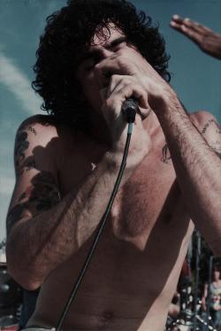 crankypunk:  Henry Rollins with Black Flag,