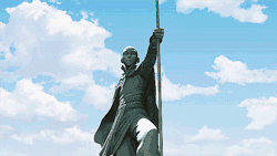 crossroads-of-destiny:  Statues of Aang and