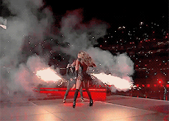pretando:  beyoncexknowles: &ldquo;I had this idea to have a female band. We