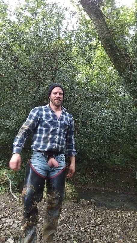 unclelucas:  intointactmen: Follow me for more @ intointactmen.tumblr.com Let’s