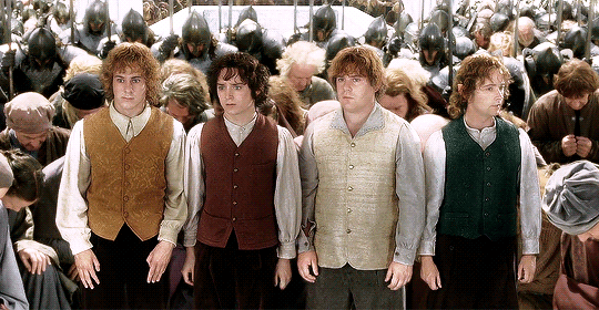 allnerds:  It never ceases to amaze me, the courage of hobbits.