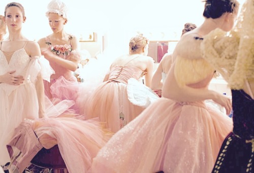 rose gold ballerinas  //what&rsquo;s the pointe//