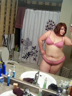 my-bbw-beauties:  First name: KatiePics: 44Single:  Yes.Looking: MenLink to profile: Click Here