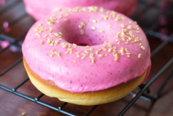 lustingfood:  ORANGE CARDAMOM DOUGHNUTS WITH CRANBERRY GLAZE 