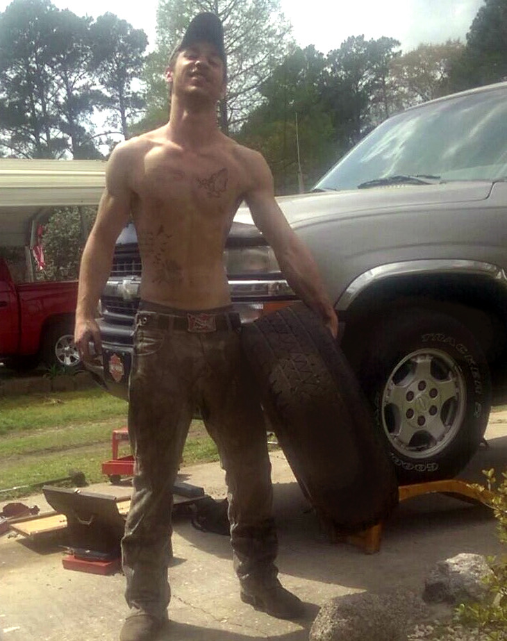 Rednecks Smokers Trash