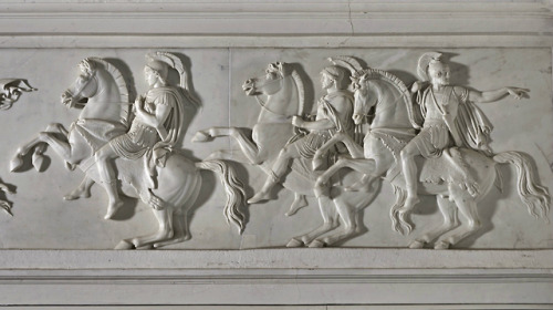hadrian6:Detail : Alexander the Great’s Triumphal Entry into Babylon. (1818–28) Bertel Thorvaldsen. 