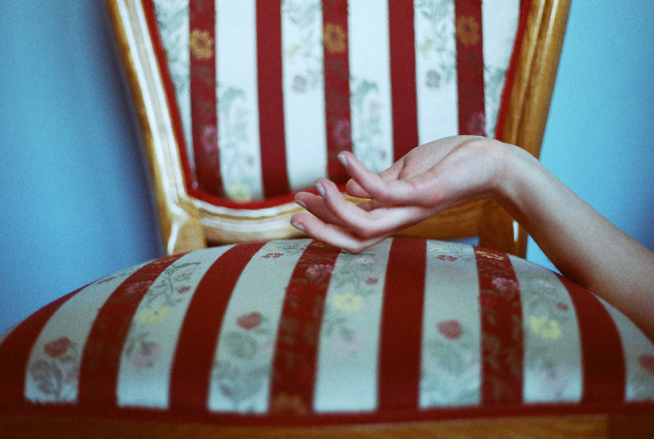 fox-corner:   	Blue (outtake) by Mariana Dias 