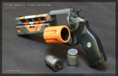 theomeganerd:  Destiny Weapon Props by Zander Brandt
