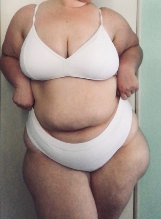 ox-miss-a:  Thursday, October 18th, 2018I had a burrito before I tried these on, can you tell? 🤣