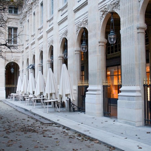 foreverchampagneiglikes: My favorite spot in Paris: Palais Royal. I love the warmth of the light pe