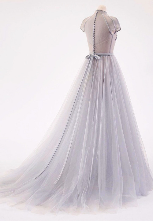 Linda Friesen ‘Lady Grey’ Haute Couture Wedding Gown