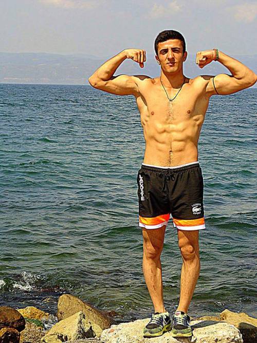 HOT TURKISH AND KURDISH GUYS