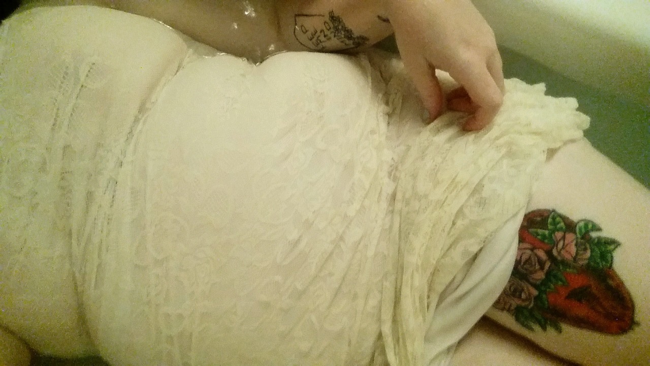 brittmarielostatsea:  I suck at this crap