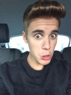 justinbieber:  Bizzle’s #selfie on