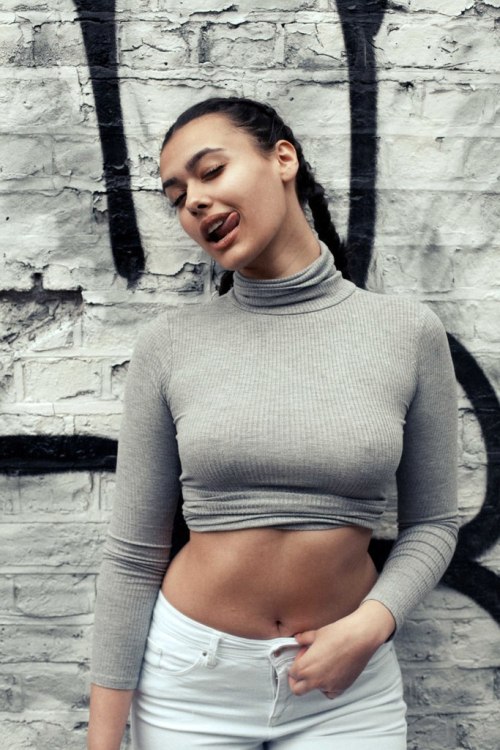 something-eyecatching:  Natural beauty 