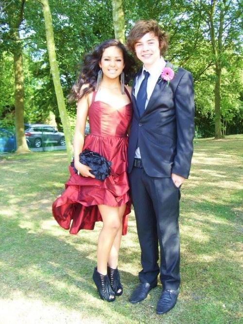 harrygotmestressed:  harry at his prom 