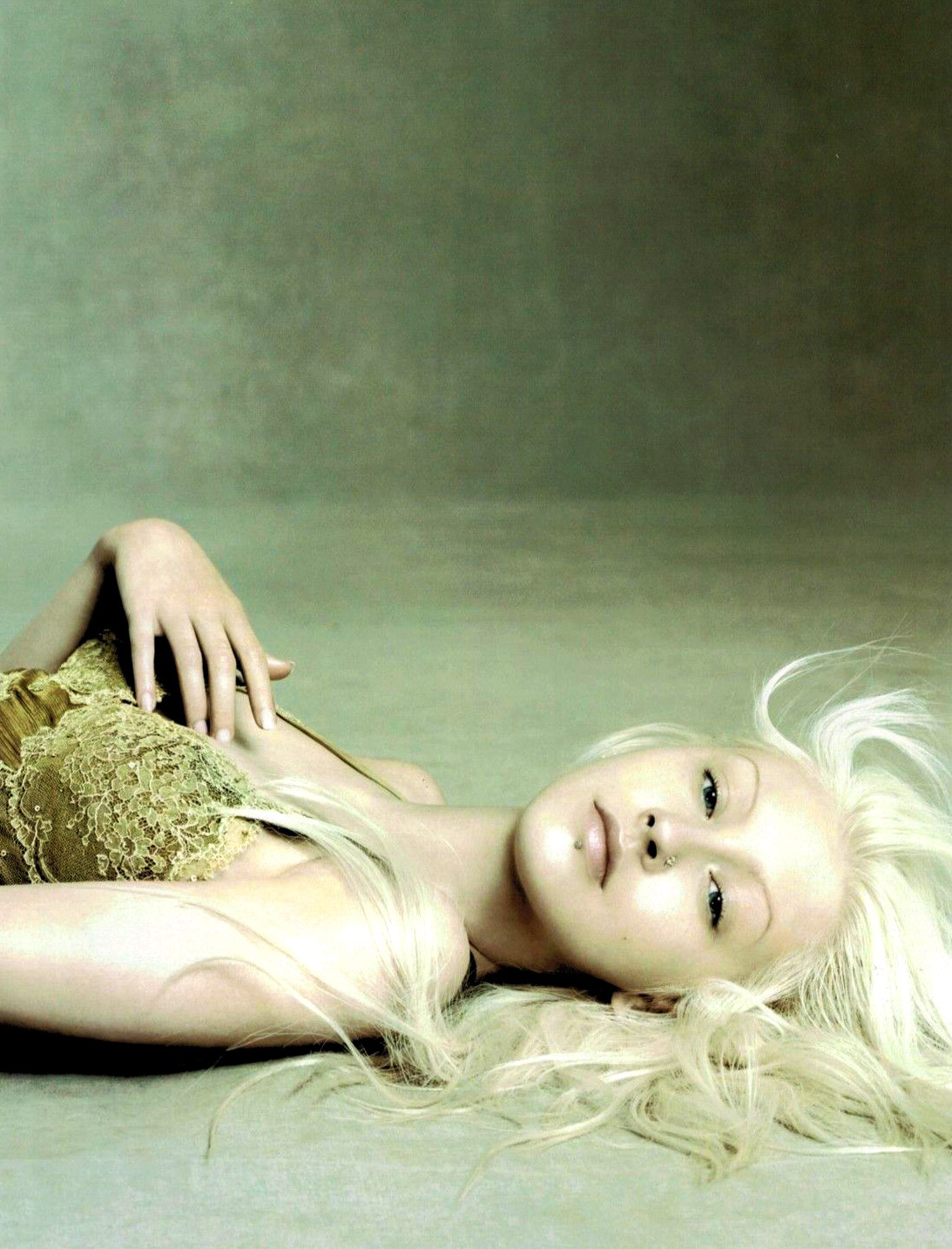 bringbackmyteenageyears:2003, Christina Aguilera for Versace