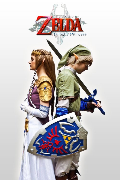 sharemycosplay:  Link & #Zelda! Awesome shot! #nintendo #videogames http://www.facebook.com/BiancaBellaCosplayhttp://www.facebook.com/TheMelbourneLink Interviews, features and more. Visit http://www.sharemycosplay.com Sharing the cosplay for you!