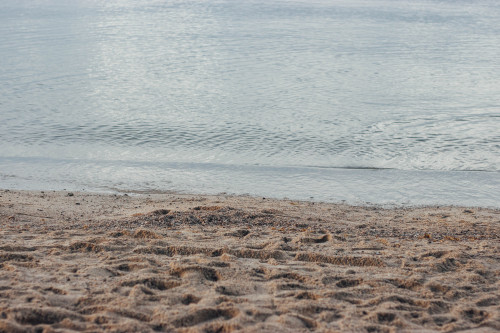 loves the beach, but terrified of the sea..Laiya, Batangas. 2016