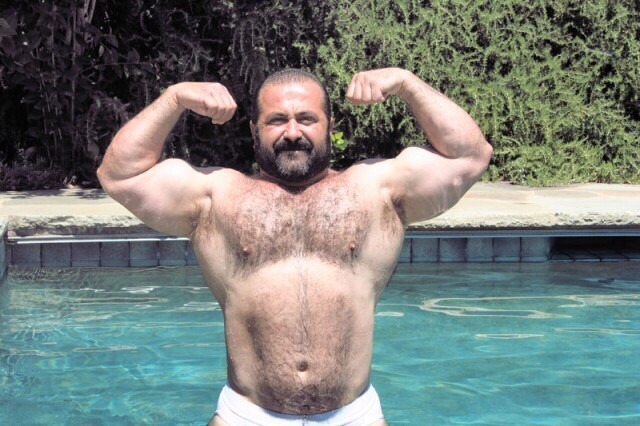 gymbear:  Luke Mills  I&rsquo;ve reblogged real life Mario so many times I forget