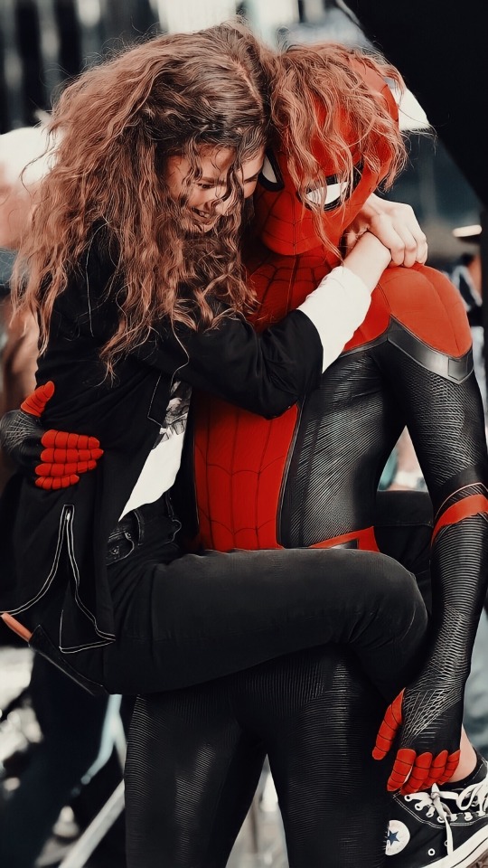 Peter And Mj Wallpapers
