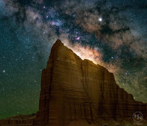 nicetrails:  [OC] [5405x4652] “Temple of the Suns” - Capitol Reef National Park