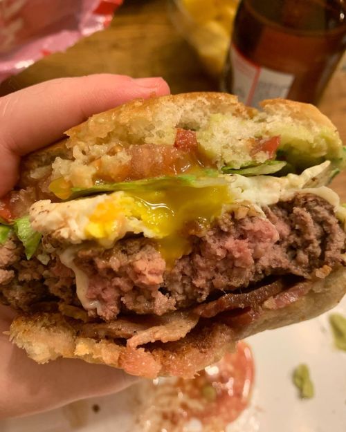 I made fancy ass burgers tonight for friends ❤️ #cooking #burgers #cheeseburger #omnivore #funcookin