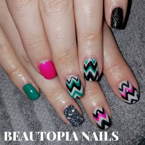 Missoni-inspired for Beth #nails #nailart #nailstagram #nailartofinstagram #cnd #cndshellac #natural