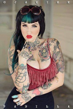 ilovetattoogirls