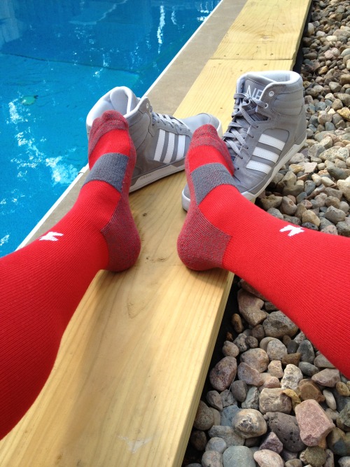 rugbysocklad:  awesome submission, Chilling by the pool in my favorite red socks… 