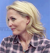 iheartcate:  Gillian Anderson being cute in flannel  