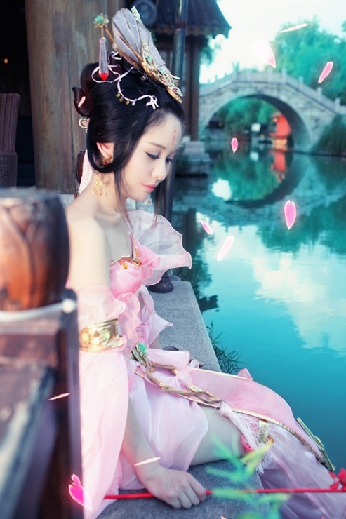 cosplayeverywhere:  Jianxiaqingyuan Onlie 3 (剣侠情縁オンライン３) ~ Qixiu (七秀) 1, 2.