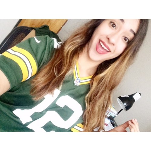 littlebird93:Gotta love football season #ProudPackersfan #cheeseHead #footballseason #greenbaypacker