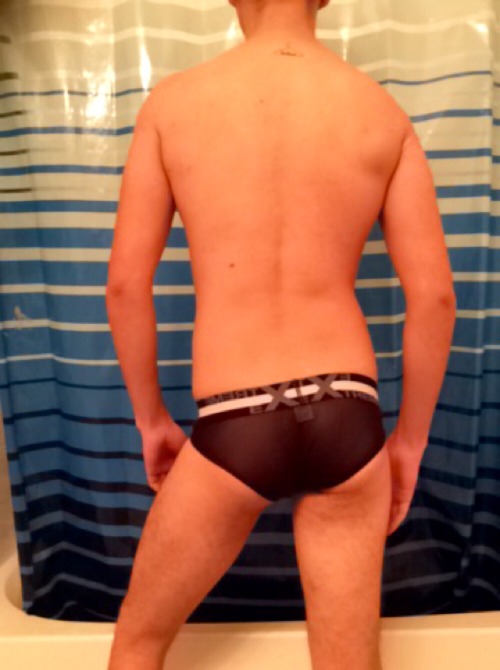 blogboyinchastity:  I did it, 1 week without coming! Never feel that horny in my life!