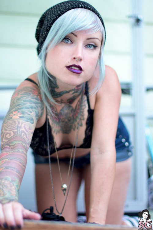  Glitch Suicide 