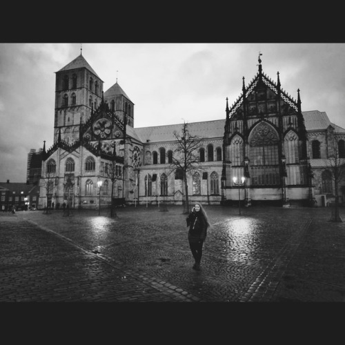 Münster I, New Year’s Eve 2017/2018 . . . #münster #paulusdom #domplatz #cathedral #church #ar