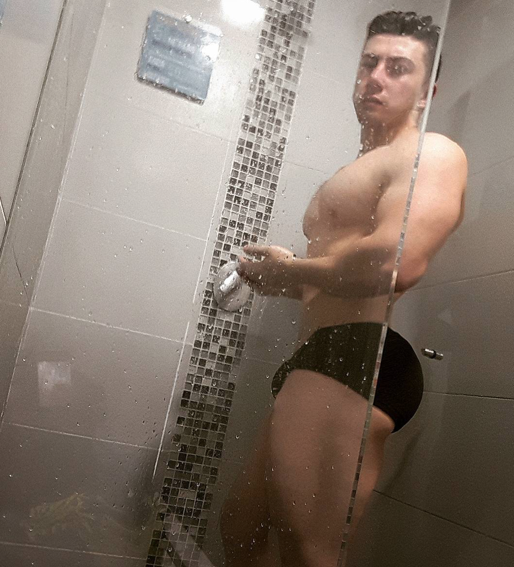 manrumpsxxx:Follow Me For The Sexiest Rumps On Tumblr