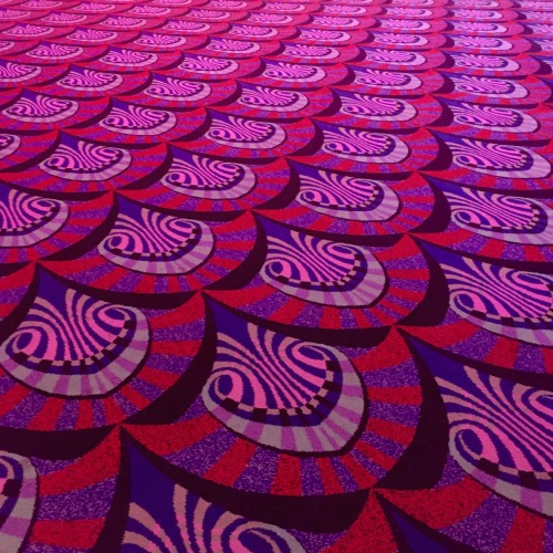businesshag:  late night movie aesthetic 