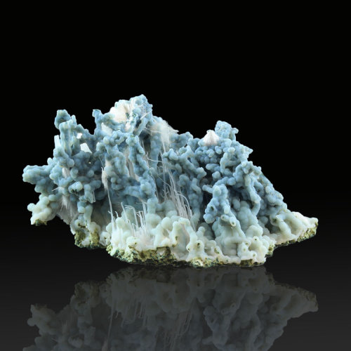 bijoux-et-mineraux:Chalcedony and Okenite -  Jalgoan Quarries, Maharashtra, India    