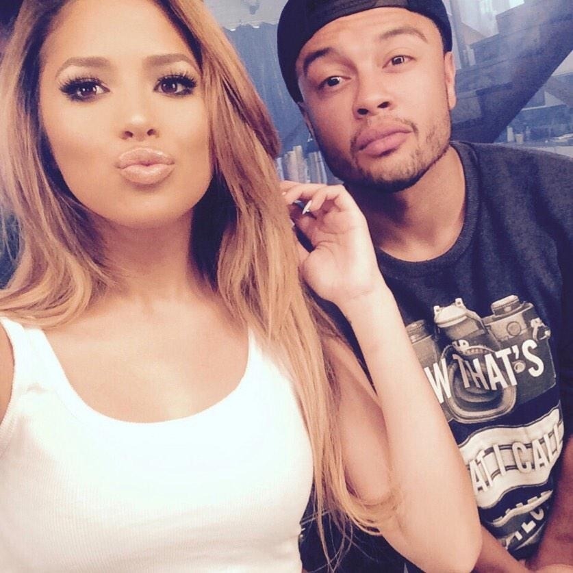 villegas-news:  @AlfredoFlores: On set directing this joint with @JASMINEVILLEGAS!